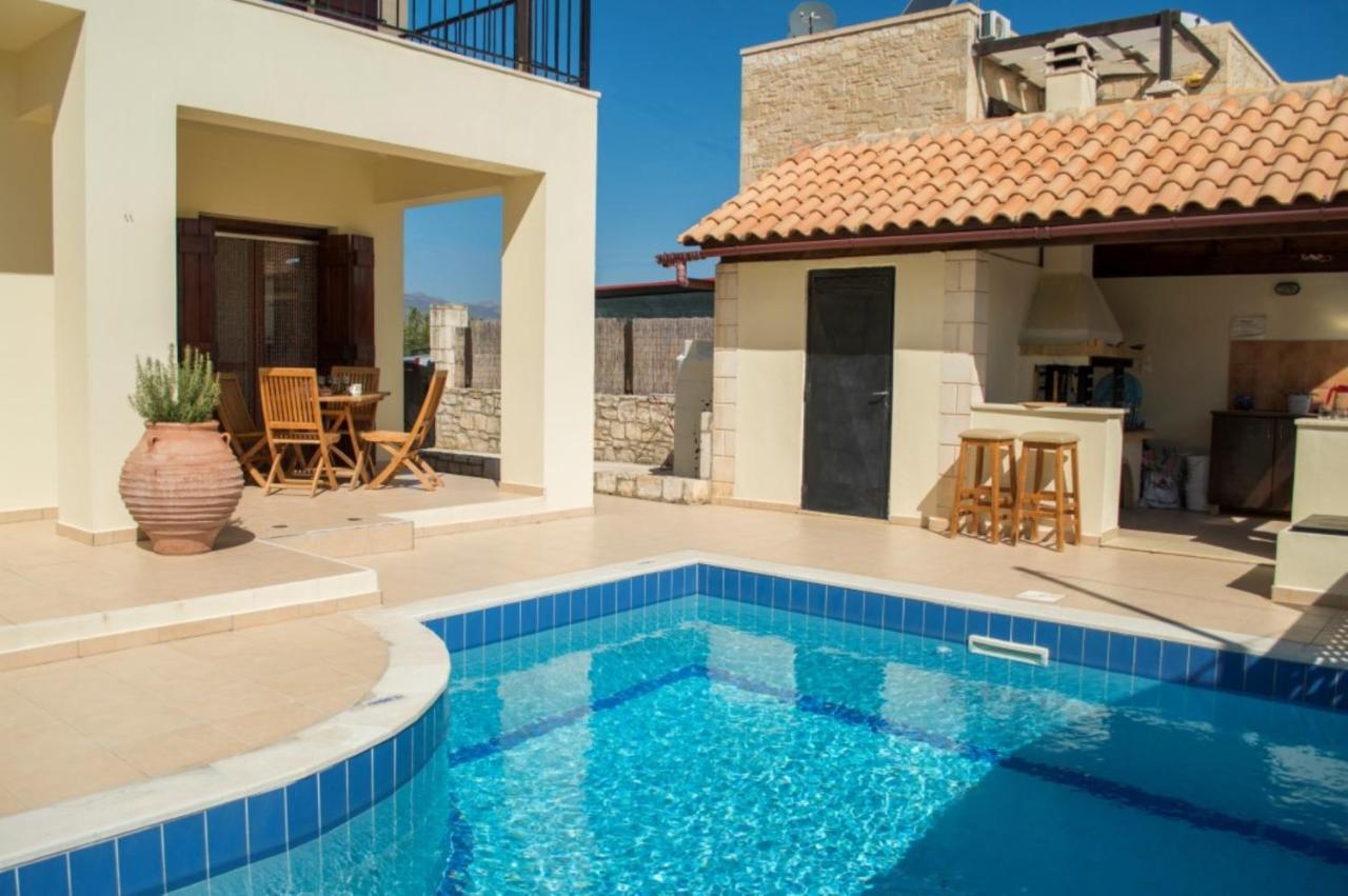 Villa Darmarohori Homeleader Exterior foto