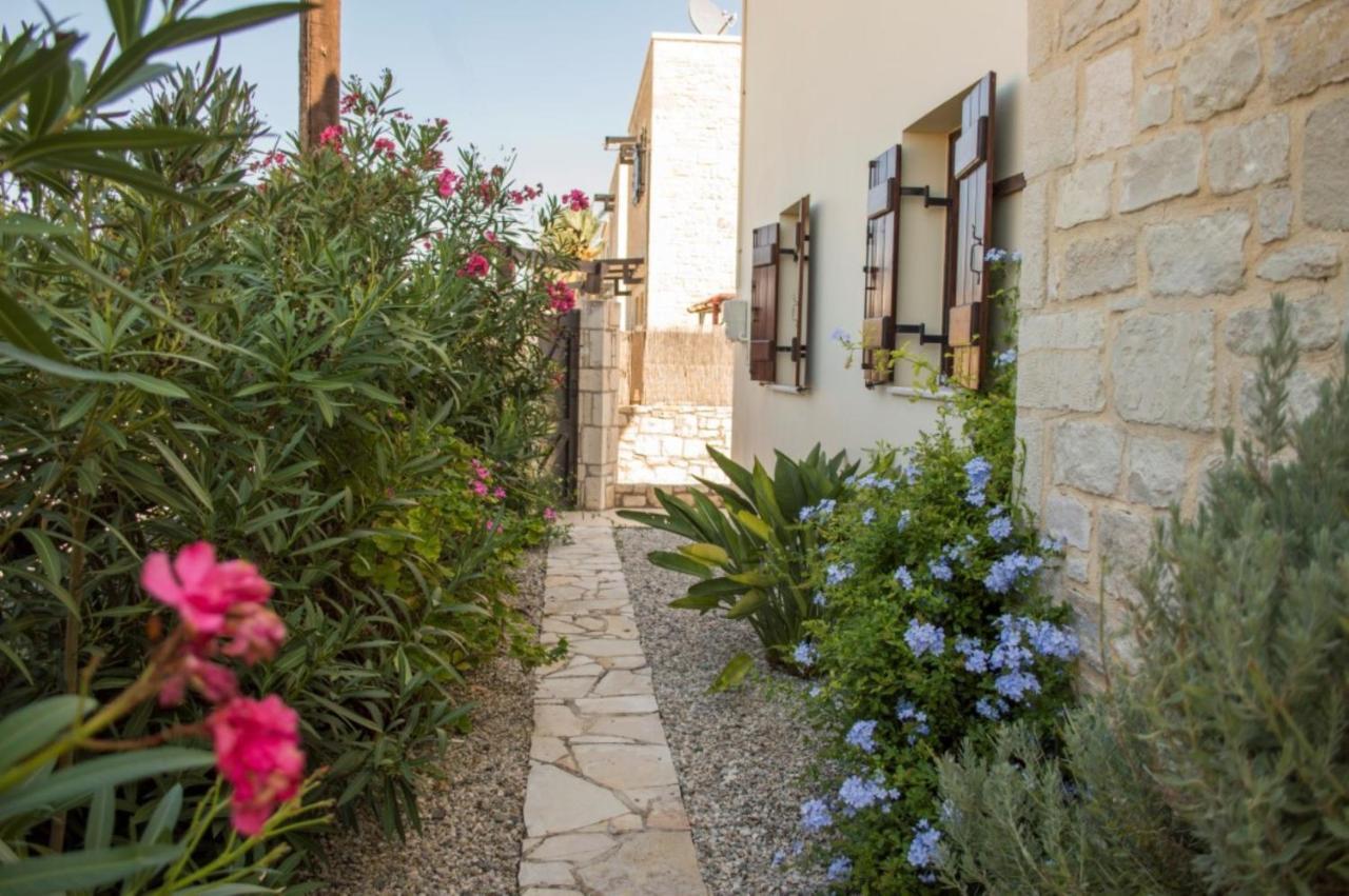 Villa Darmarohori Homeleader Exterior foto